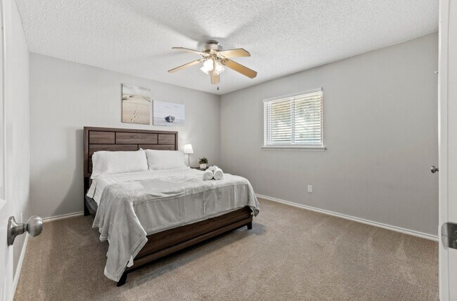 Foto del edificio - 1432 Cheyenne Rd