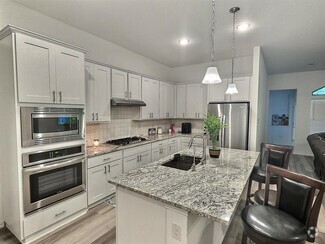 Building Photo - 585 Cherrystone Loop