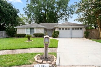 Building Photo - 13234 Boyer Ln