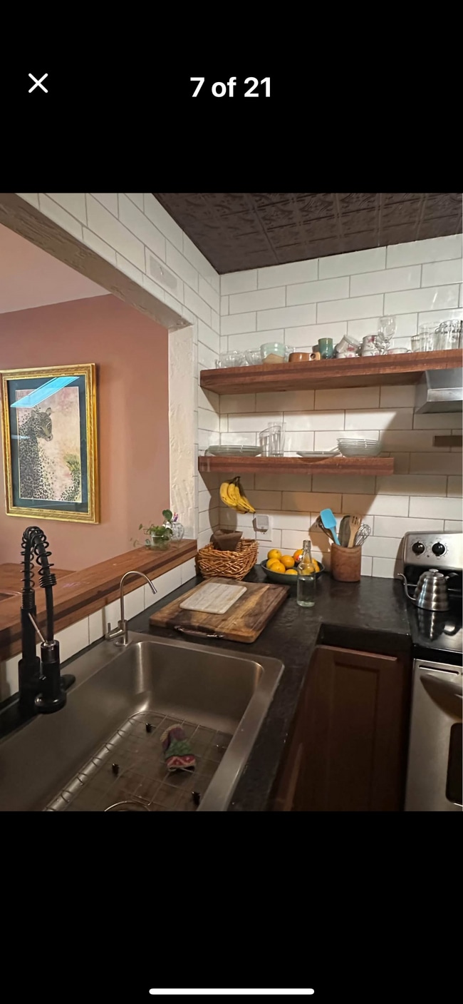 Building Photo - 217 Saint Luke Ct