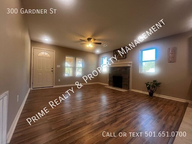 Building Photo - 300 Gardner St