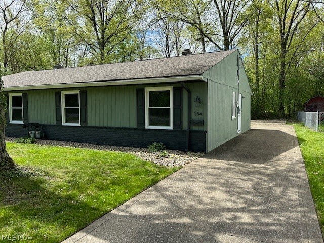 Building Photo - 134 Doan Ave