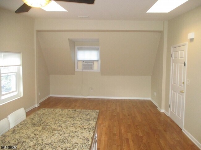 Building Photo - 15 Central Ave