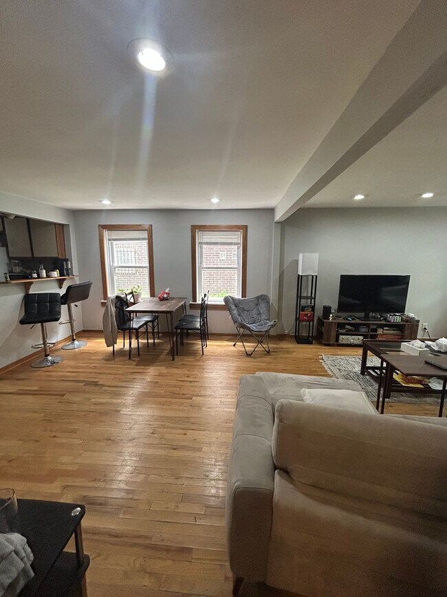 Foto del edificio - 1617 N Hudson Ave