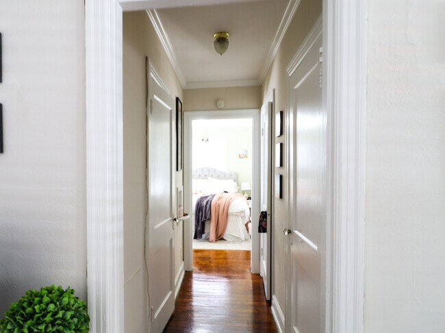 Foto del edificio - 4215 McDuffie St