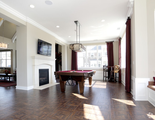 The Hamilton Luxury Apartments Rentals Fishers, IN