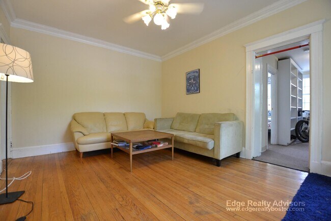 Foto del edificio - 129 Chiswick Rd