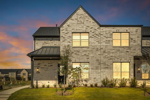 Foto del edificio - 1228 Arkansas Spgs St