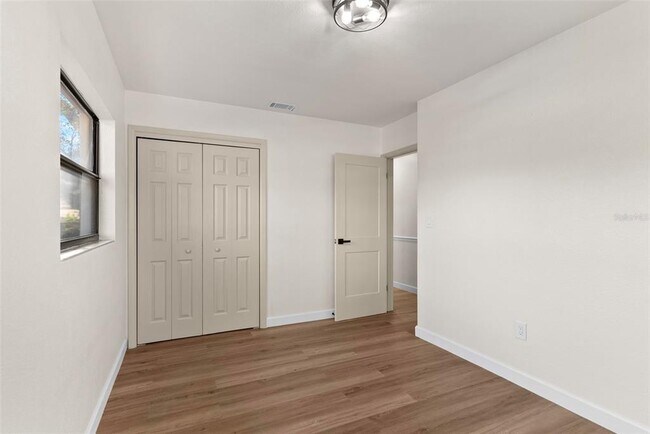 Foto del edificio - 3203 S Polk Ave