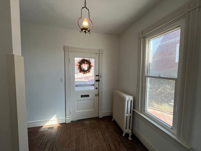 Photo - Breathtaking River Views! House