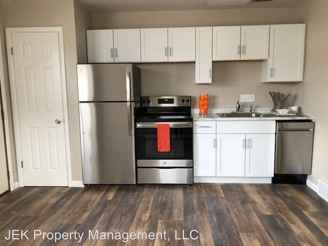 Foto principal - 1105 W Badger Rd