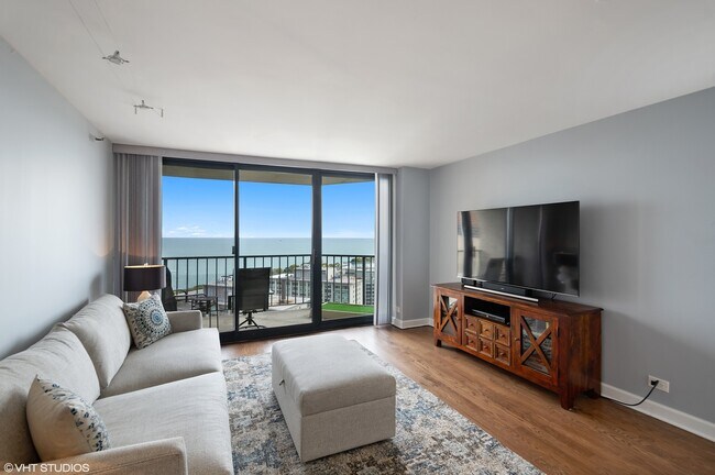 Foto del edificio - 3660 N Lake Shore Dr