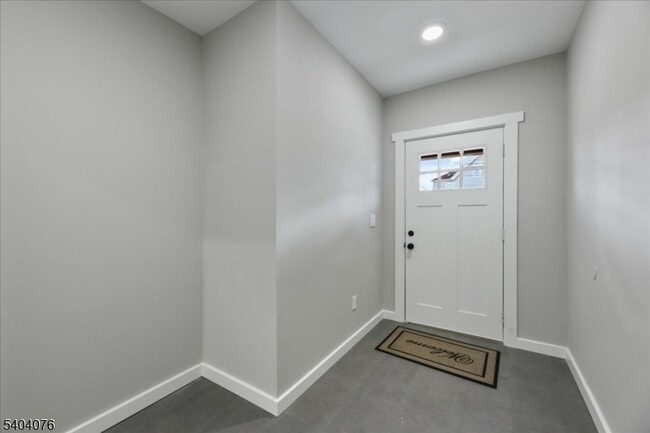 Foto del edificio - 143 Johnston Ave