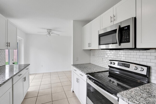 Foto del edificio - 1034 Sparkman St
