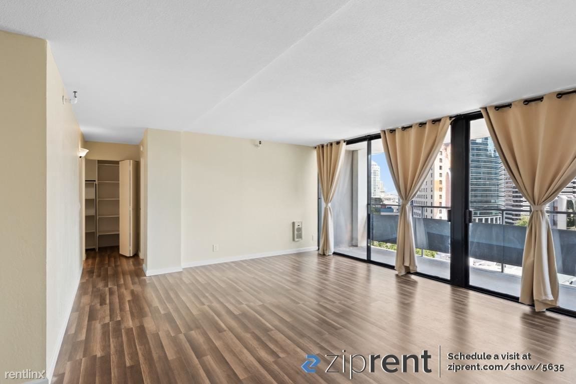 Primary Photo - 2 br, 1.5 bath Condo - 801 Franklin Street...