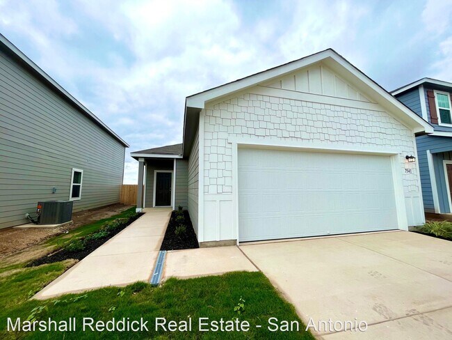 Foto del edificio - 3 br, 2 bath House - 7541 Boa Hollow