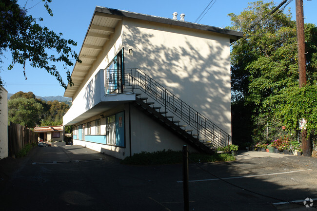 Building Photo - Malabar Apartments