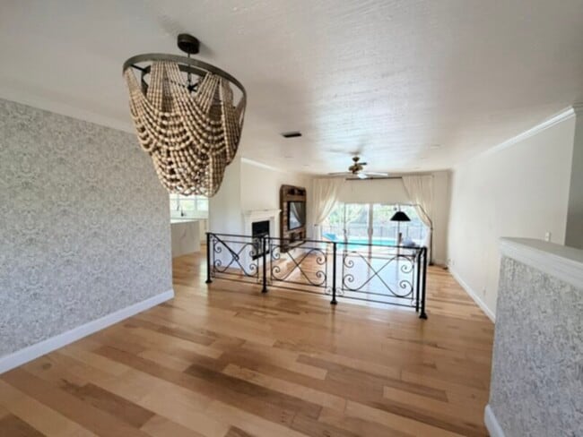 Building Photo - 3 Bedroom 2 Bath with lawn and pool included