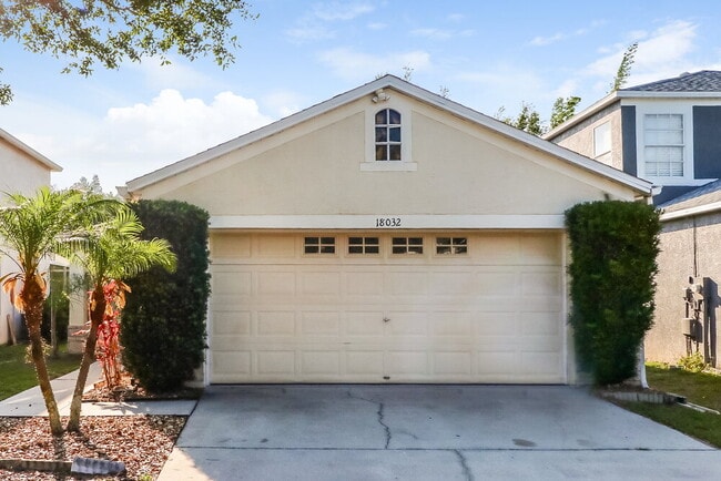 Building Photo - 18032 Birdwater Dr