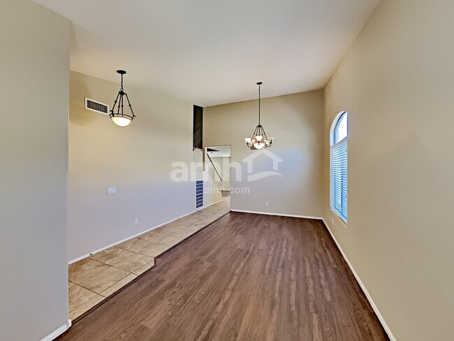 Foto del edificio - 95 W Brahman Boulevard