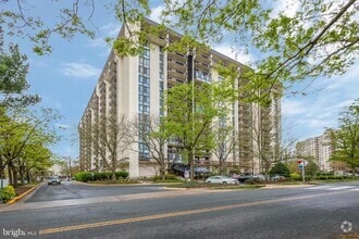 Building Photo - 5300 Holmes Run Pkwy