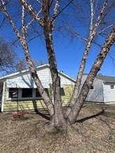 Building Photo - 2450 3rd Ave