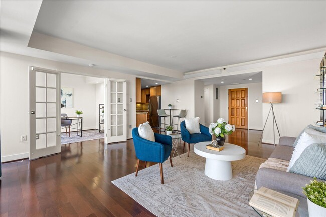 Foto del edificio - 1530 Key Blvd