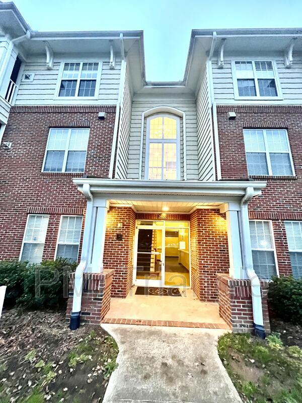 1413 Cir, Chapel Hill, NC 27514 Condo for Rent in Chapel