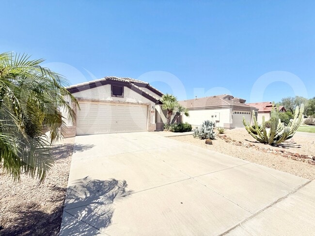 Building Photo - 15532 W Port Royale Ln