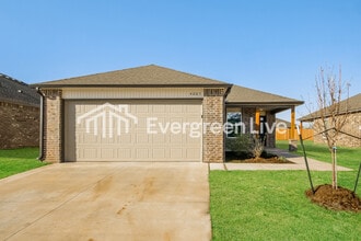 Building Photo - 4005 Olivia St