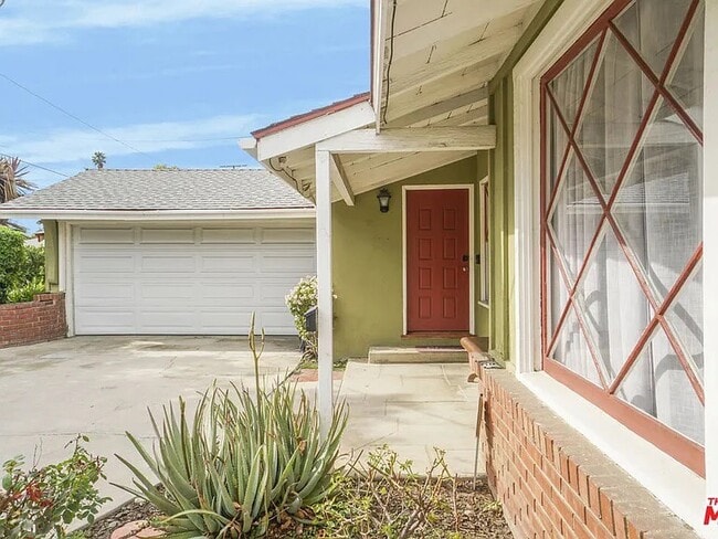 Building Photo - 15141 Marlin Pl