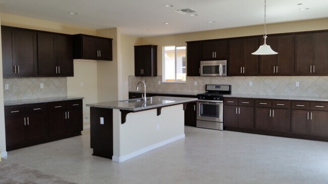 Foto del edificio - Apply Now to Schedule Viewing.