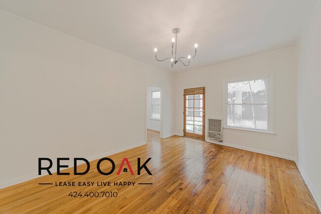 Building Photo - 836 Sanborn Ave