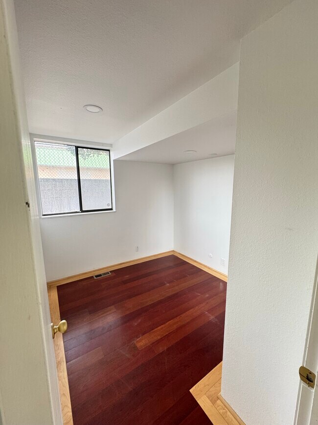Foto del edificio - 425 S 900 E