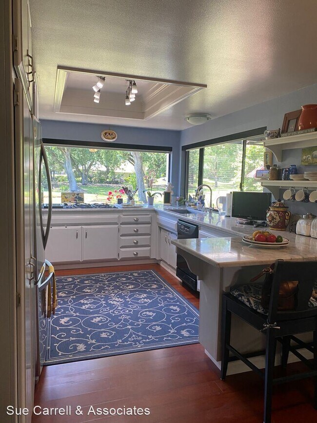 Building Photo - 3 br, 2 bath House - 8803 Oakmont Dr.