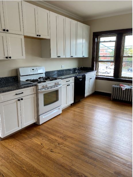 Foto del edificio - 3546 N Troy St