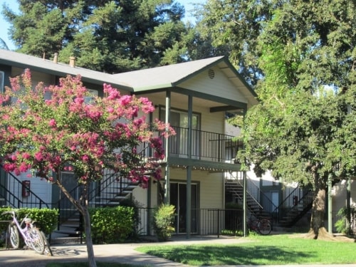 Building Photo - 621 Pomona Ave
