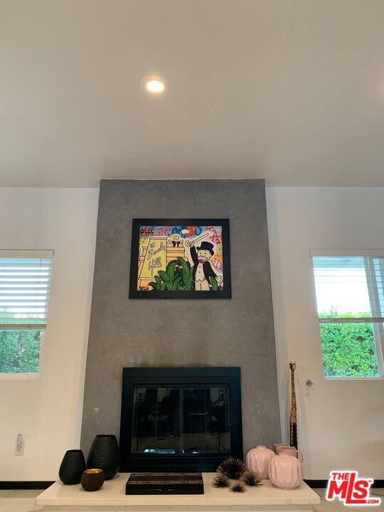 Building Photo - 1650 E Paseo El Mirador