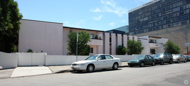 Building Photo - Encino Woodley Apartments