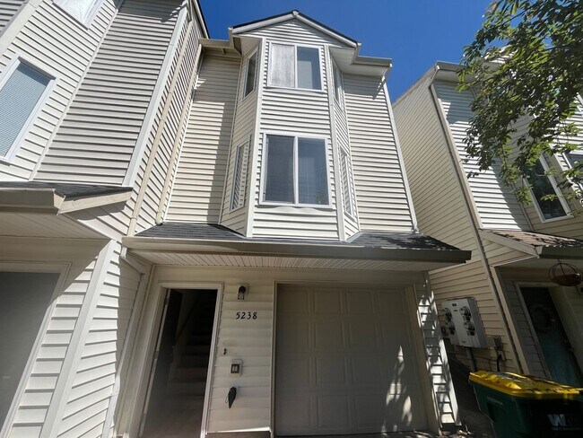 Foto del edificio - WECA01