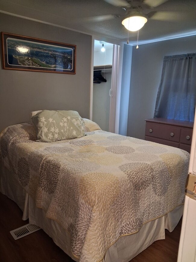 Building Photo - Beautifully Maintained 2 Bedroom 2 Bath in Desirable 55+ Active Adult Community