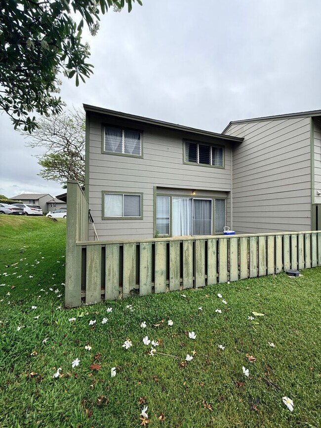 Foto del edificio - Remodeled 4/2/2 in Cool & Breezy Upper Makakilo Near Schools