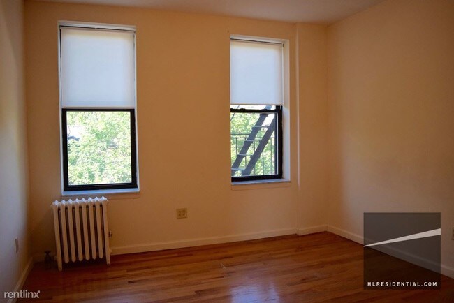 Building Photo - 462 76th St