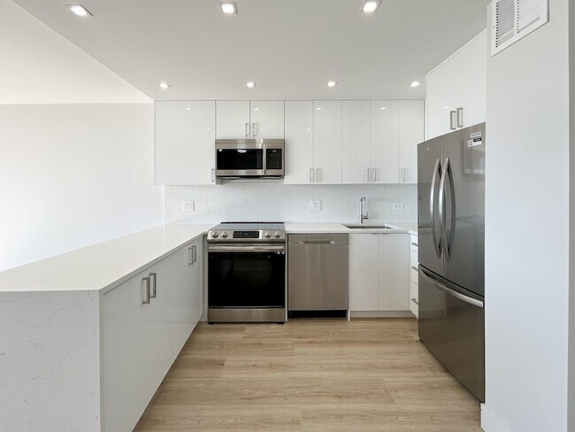 Foto del edificio - 5445 N Sheridan Rd