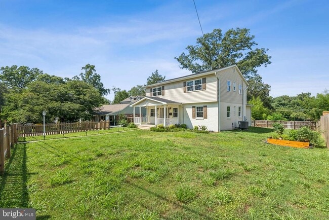 Building Photo - 2013 Maynard Dr