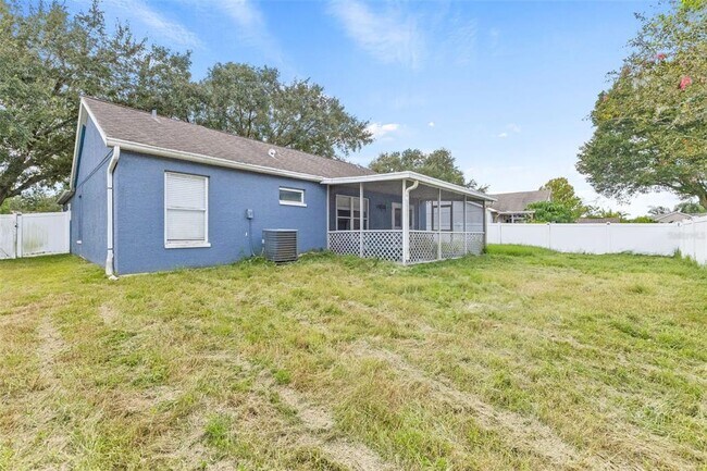 Foto del edificio - 26851 Roseann Pl