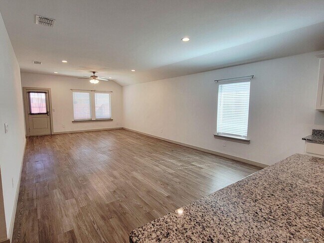 Foto del edificio - 7324 9th St