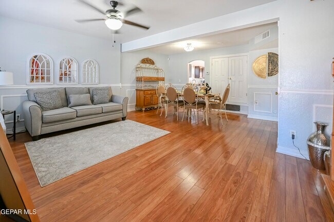 Foto del edificio - 12732 Tierra Salas Dr