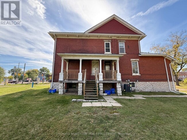 Photo du bâtiment - 415 Davis Dr