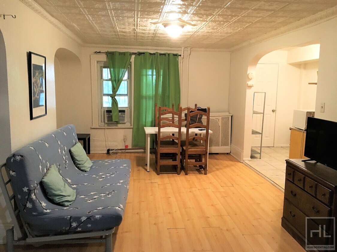 Primary Photo - 1283 Jefferson Ave